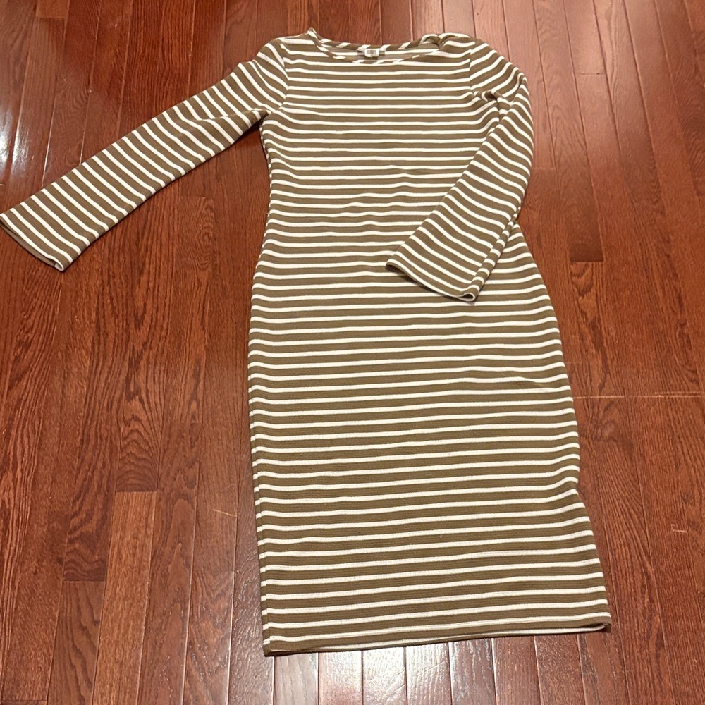 Morgan Taylor Tan and White Striped Long Sleeve Dress